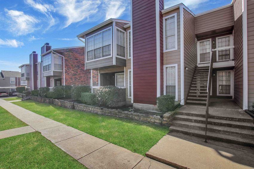 The Broadway Apartment Homes, 5118 Broadway Boulevard, Garland, TX